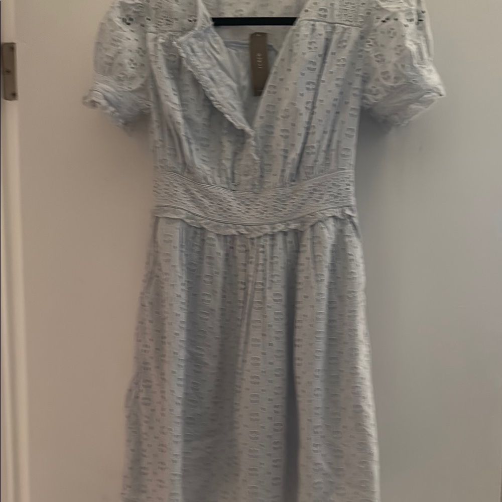 Elegant White Lace Dress